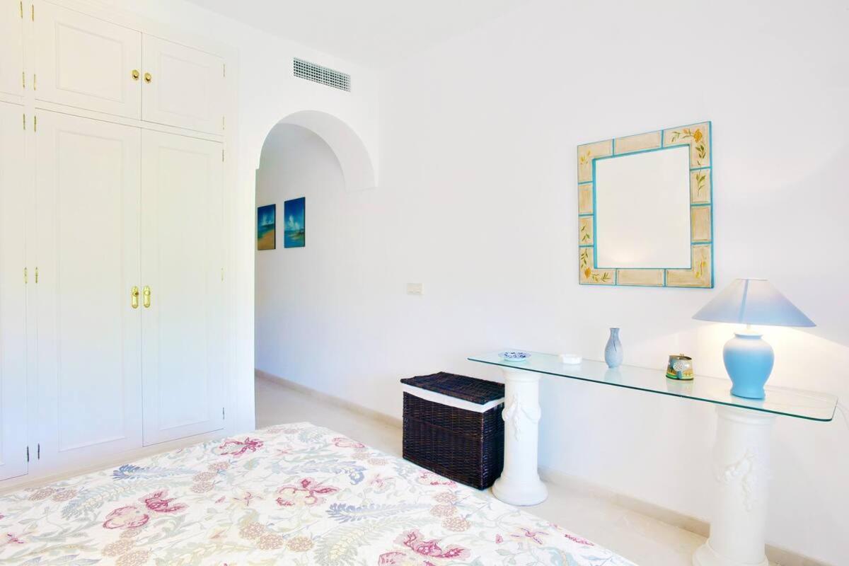 Apartamento Entre Marbella Y Estepona Exteriör bild